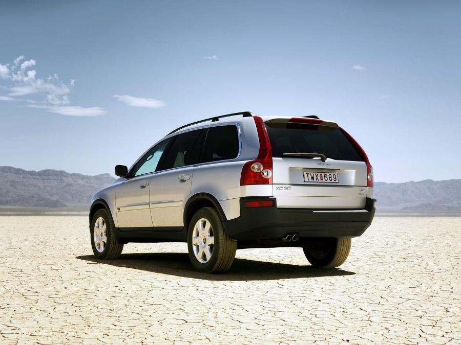  Volvo XC90 V8 2005 года  (фото 24 из 29)